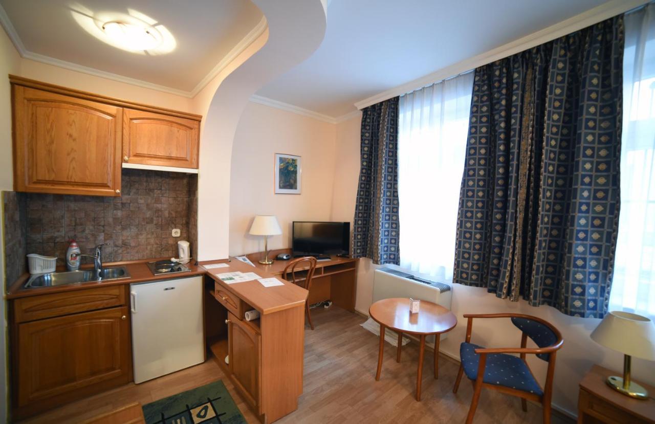 Hotel Pannonia Miskolc Esterno foto