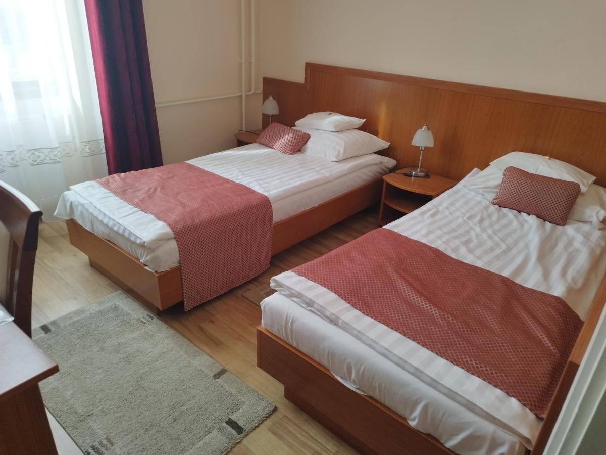 Hotel Pannonia Miskolc Esterno foto
