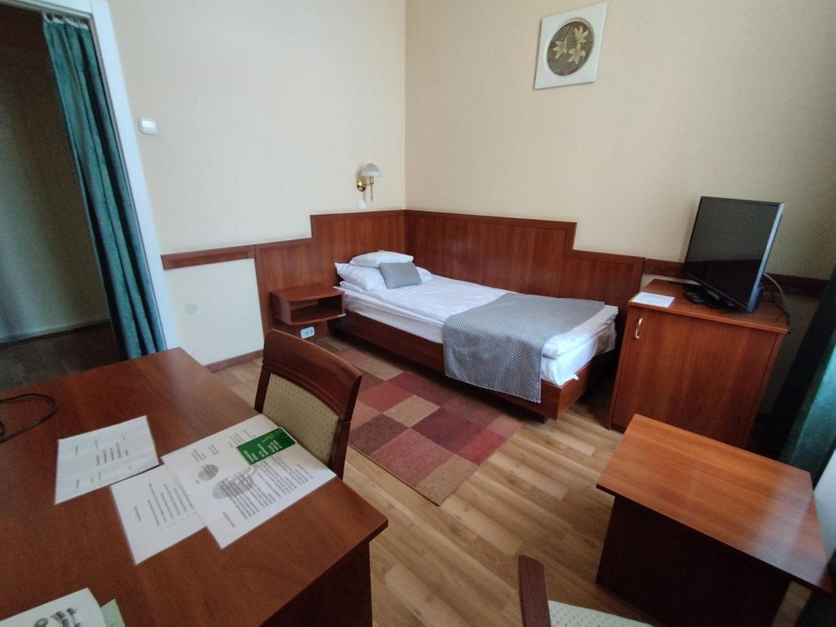 Hotel Pannonia Miskolc Esterno foto