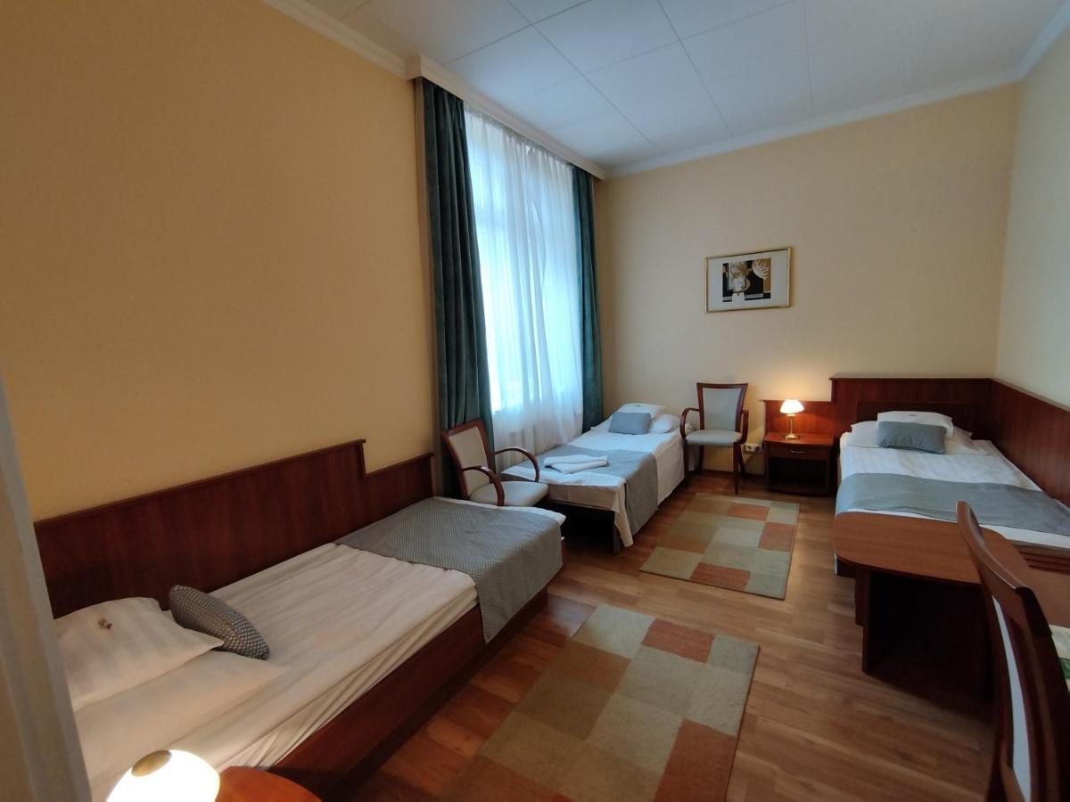 Hotel Pannonia Miskolc Esterno foto